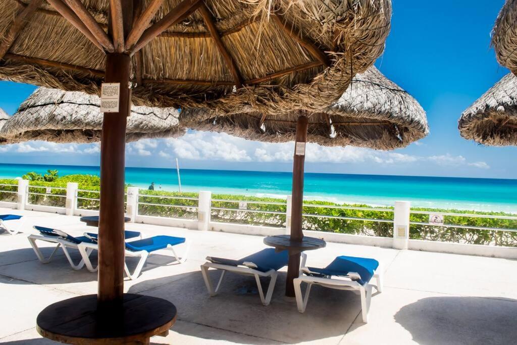 Ocean Front Villa Marlin, Best Location In Hotel Zone #109 Канкун Экстерьер фото
